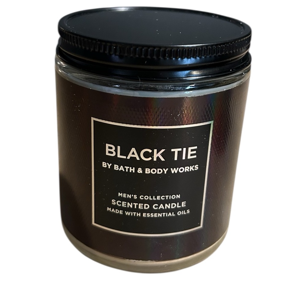 Bath & Body Works Black Tie Scented Candle RETIRED NEW
